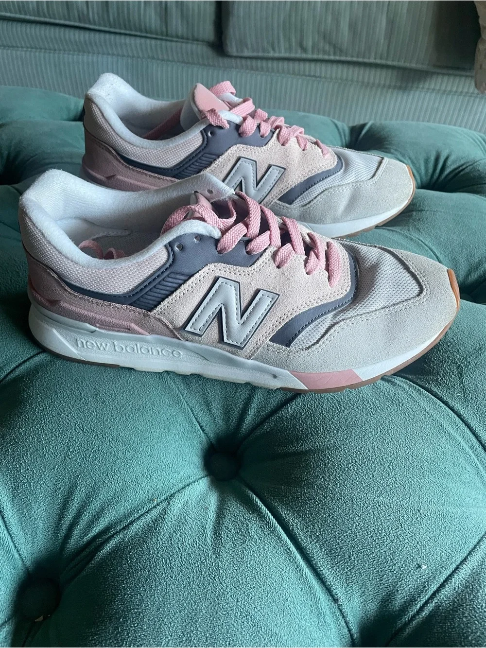 New Balance 997 Women's Pink, Gray and Blue Lifestyle Sneakers Preloved